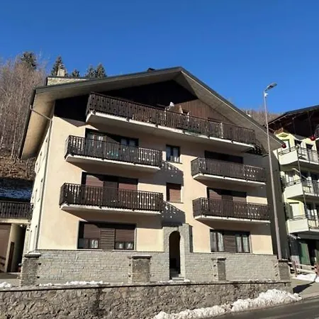 Spazioso In Via Valtellina